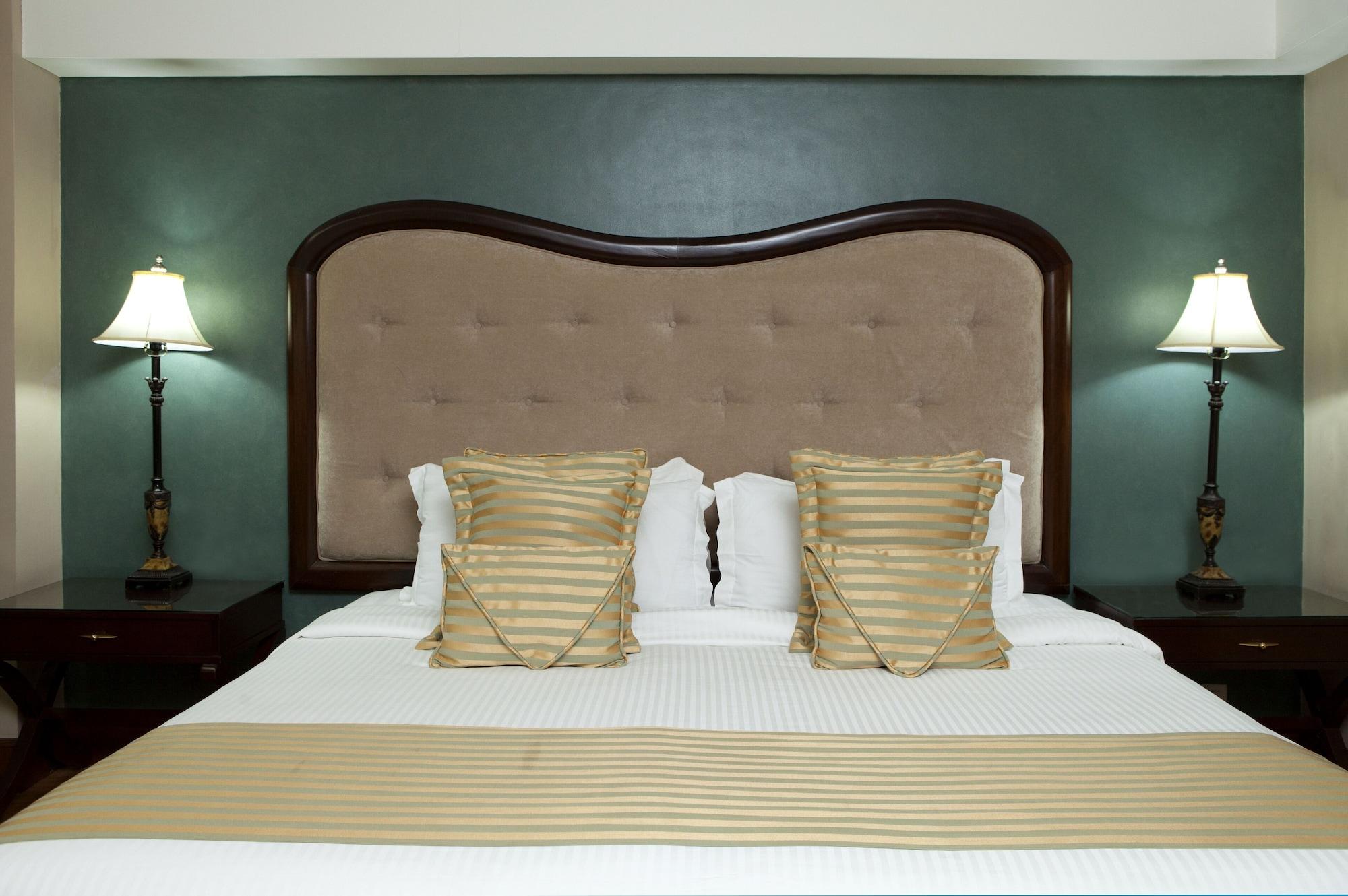 Hotel Celeste Makati Makati City Bagian luar foto
