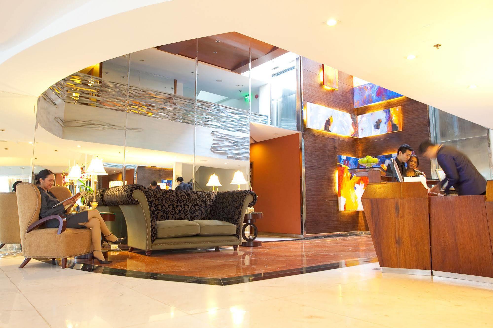 Hotel Celeste Makati Makati City Bagian luar foto